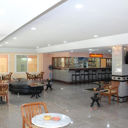A.A. Pattaya Golden Beach Hotel Exterior photo