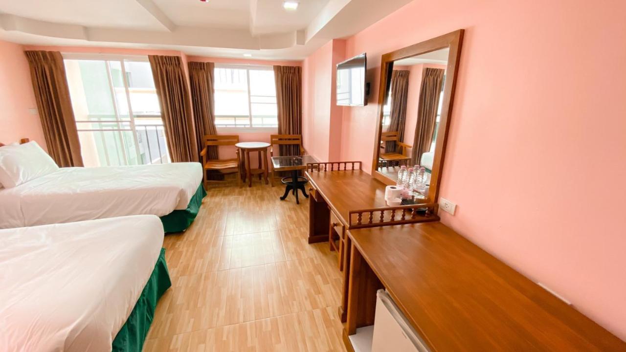 A.A. Pattaya Golden Beach Hotel Exterior photo