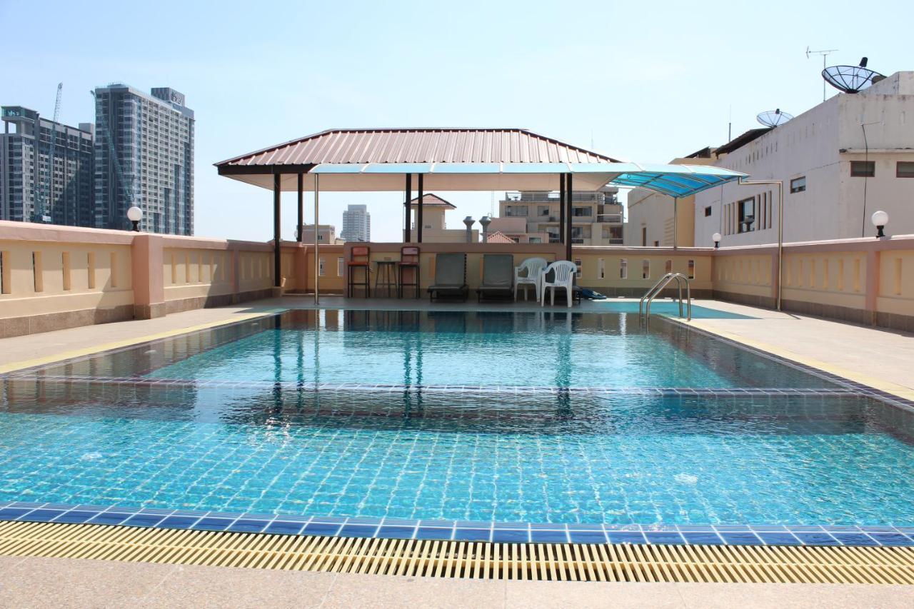A.A. Pattaya Golden Beach Hotel Exterior photo