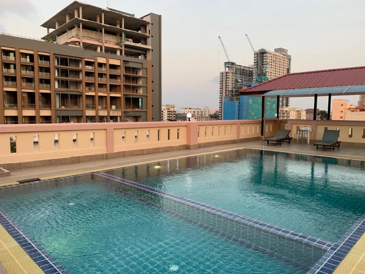 A.A. Pattaya Golden Beach Hotel Exterior photo